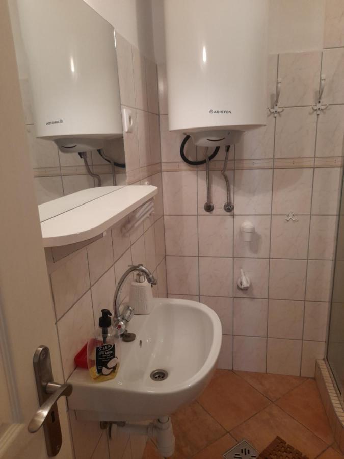 Thermal Apartman Tiszafuered 外观 照片